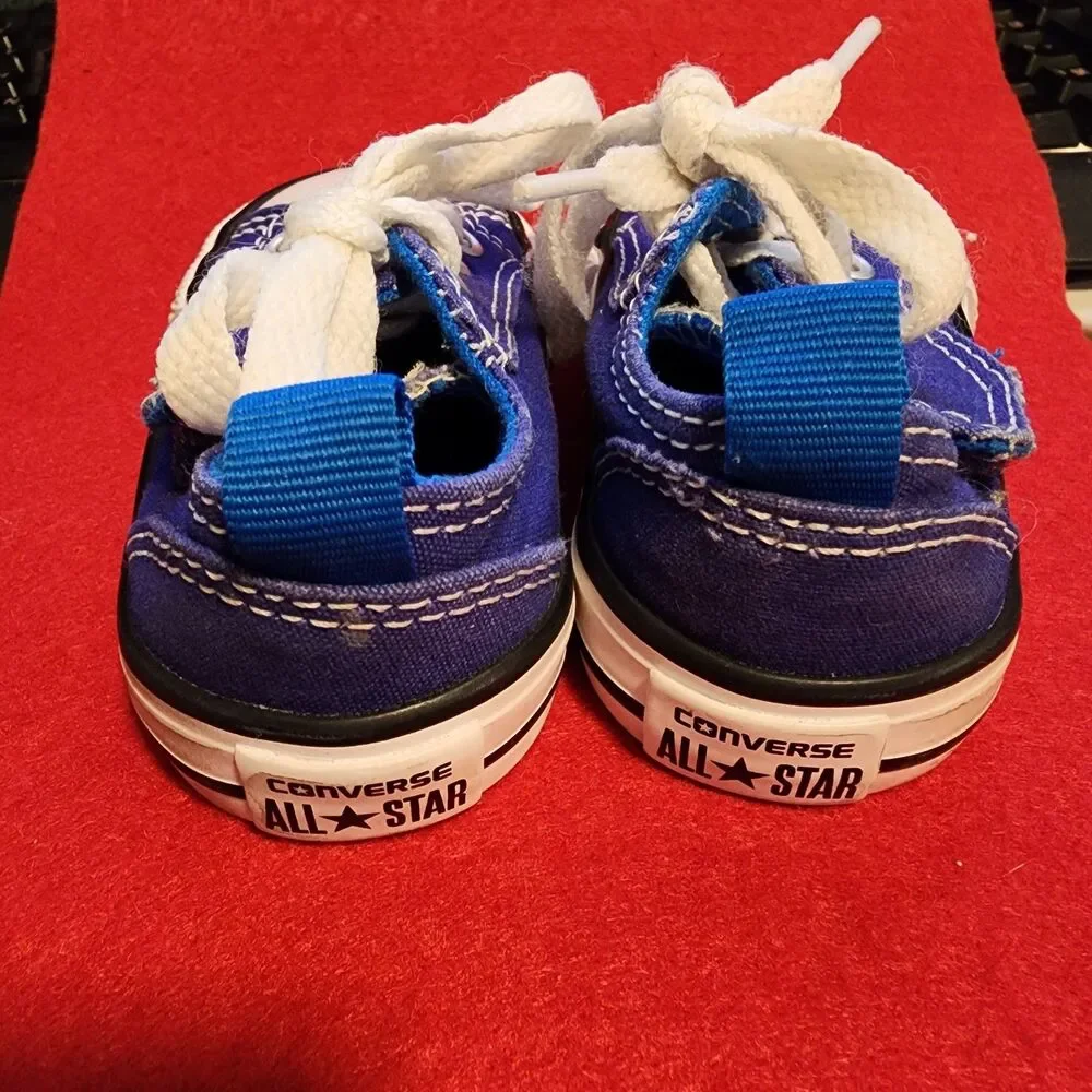 Converse Chuck Taylor All Star Low Top Blue Canvas Infant Shoes Size 3